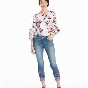 WHBM The Slim Crop Embroidered Jeans Sz 6